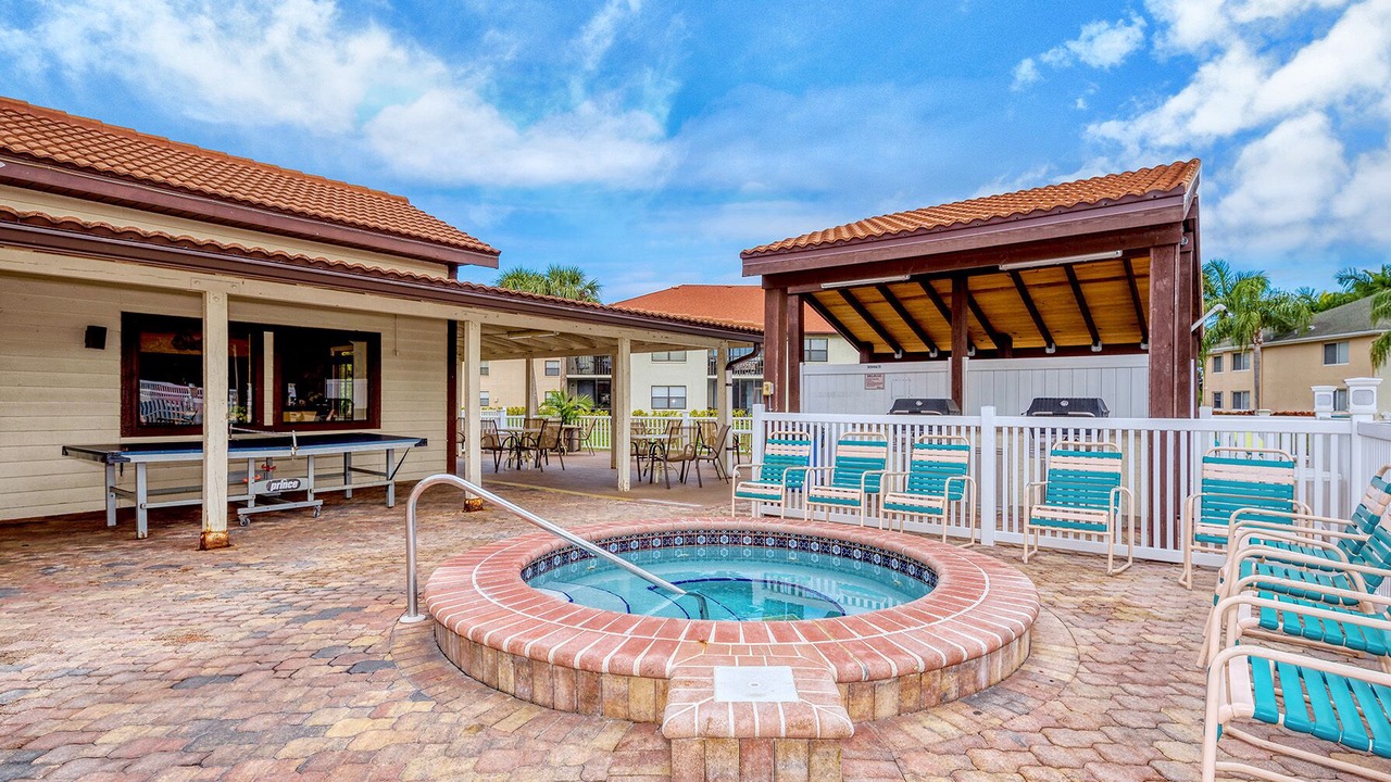 Photo of Patio Balcony in Trailer Estates