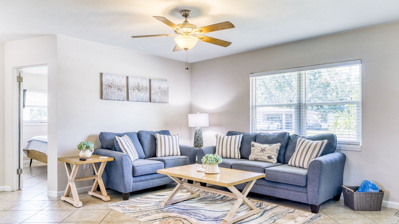 Photo of Bedroom in Gulf Gate Estates
