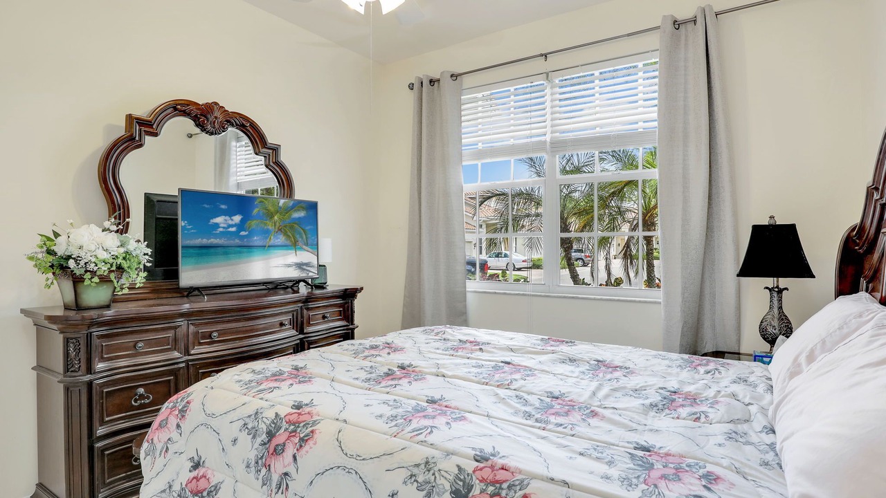 Photo of Bedroom in Bonita Springs