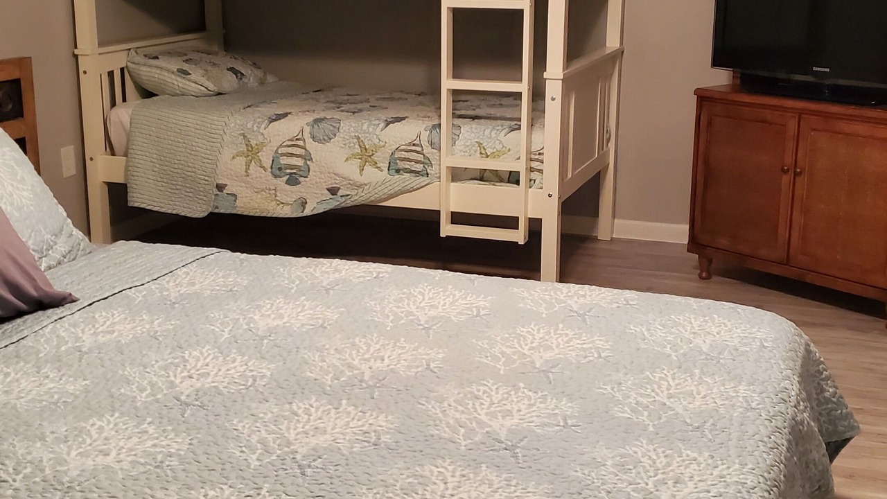 Photo of Bedroom in Yacht Club