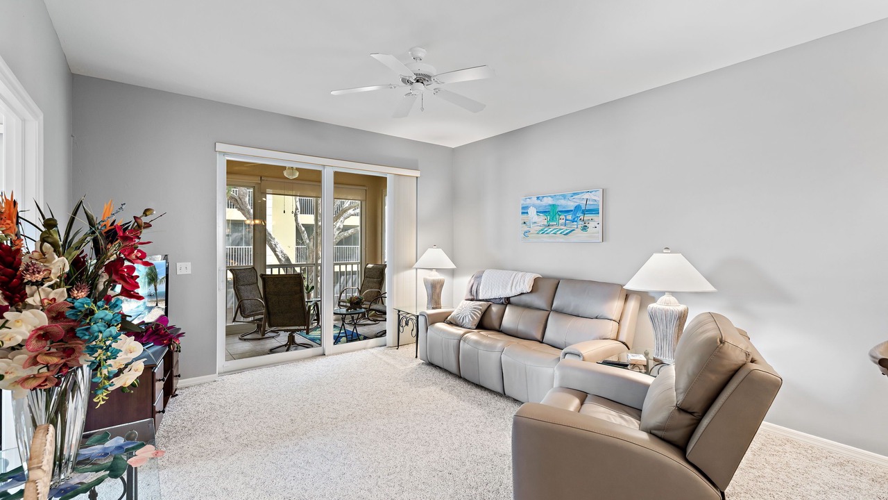 Photo of Livingroom in Bonita Springs