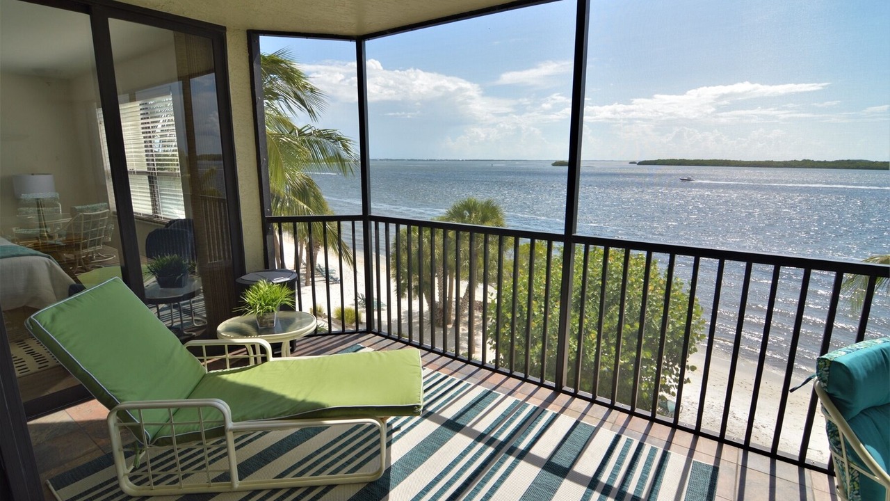 Photo of Patio Balcony in Punta Rassa