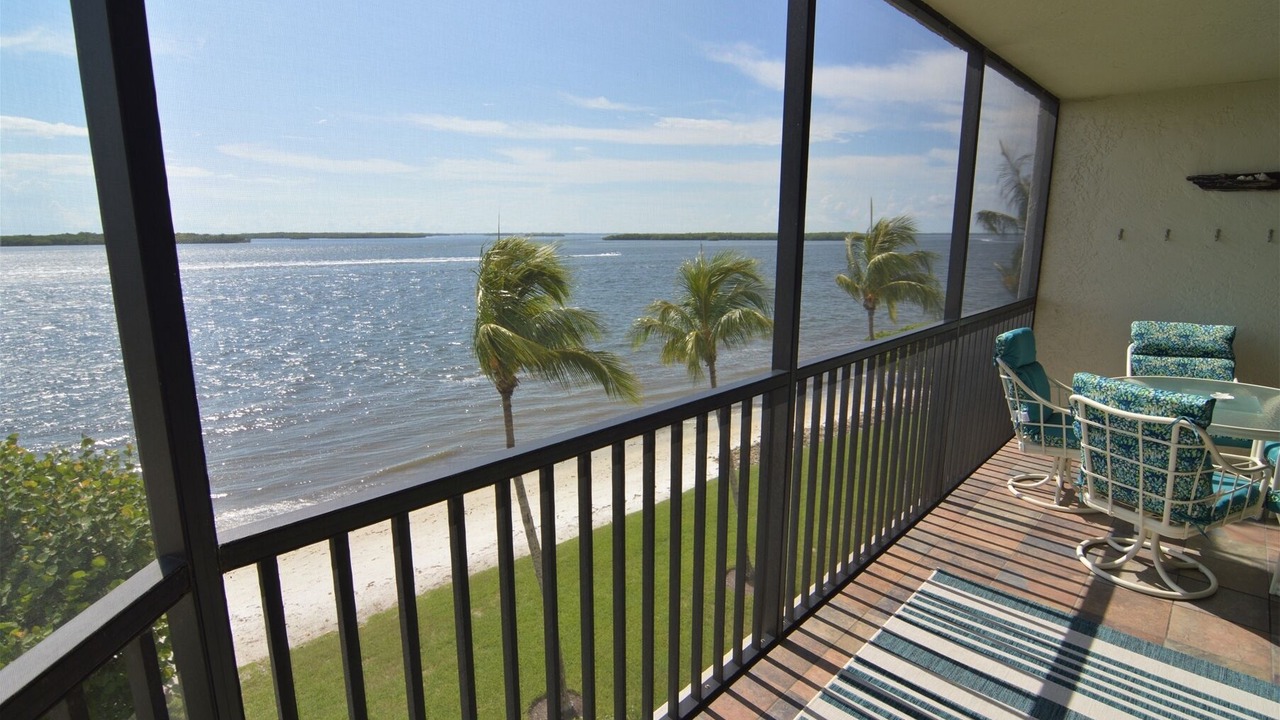 Photo of Patio Balcony in Punta Rassa