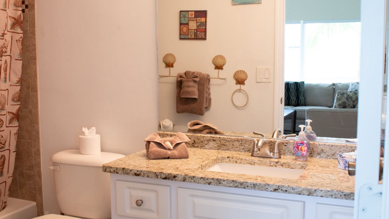 Photo of Bathroom in Caloosahatchee