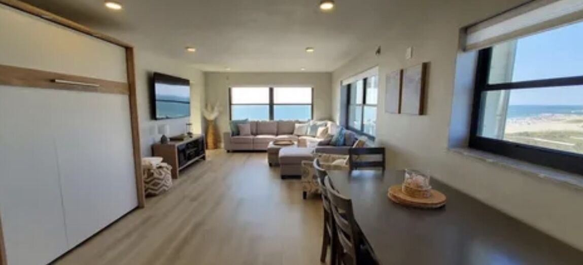 Photo of Livingroom in Sand Key