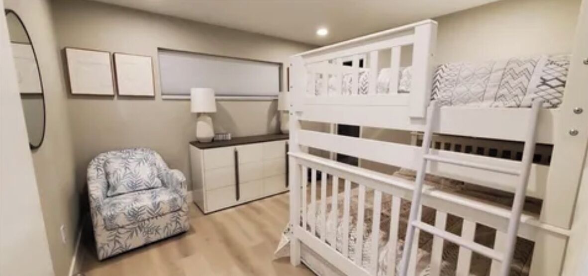 Photo of Bedroom in Sand Key