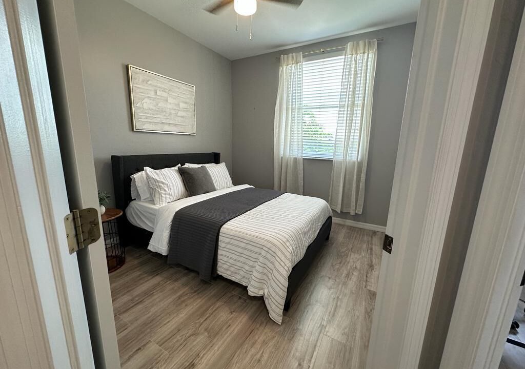 Photo of Bedroom in Beachwalk Isles