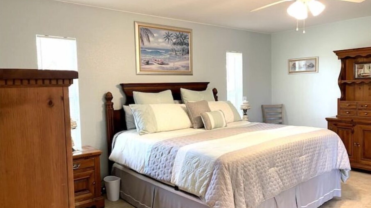 Photo of Bedroom in Rotonda Lakes