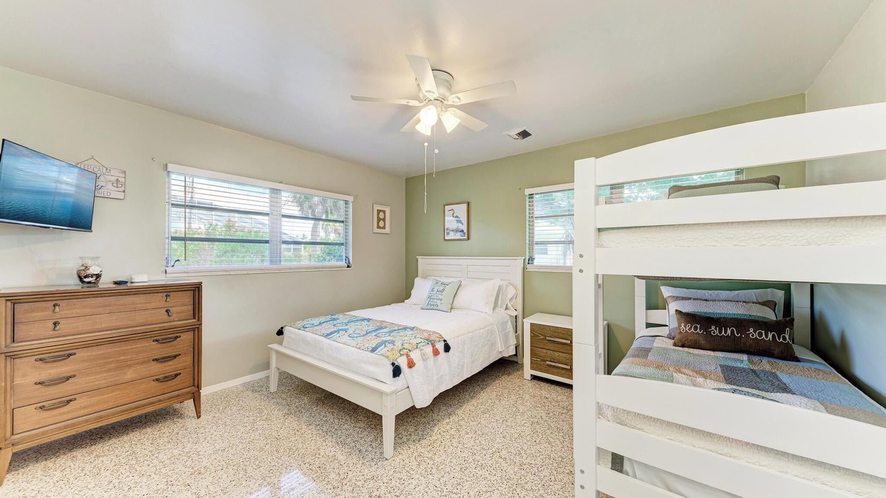 Photo of Bedroom in Laurel