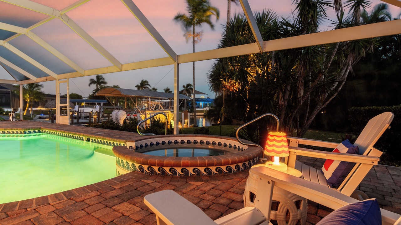 Photo of Outdoor in Pelican