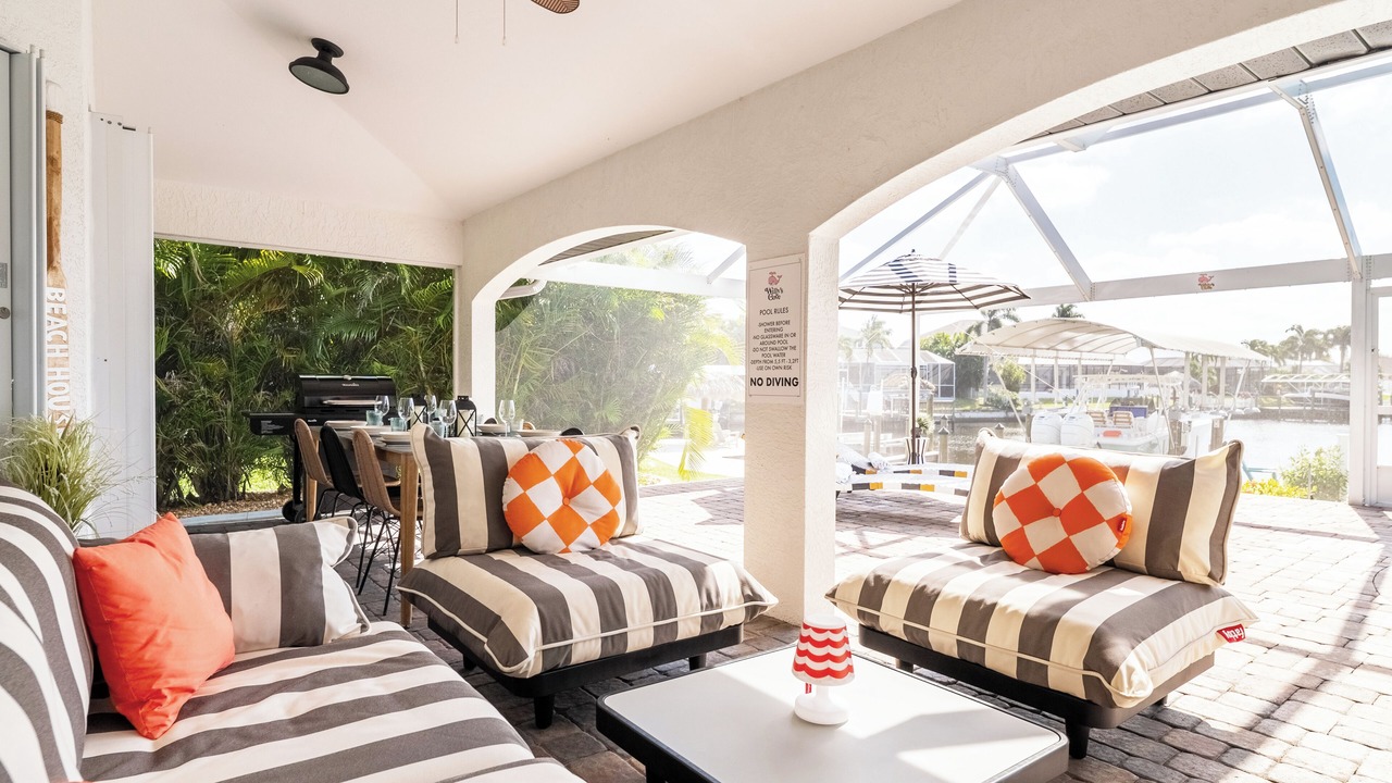 Photo of Outdoor in Pelican