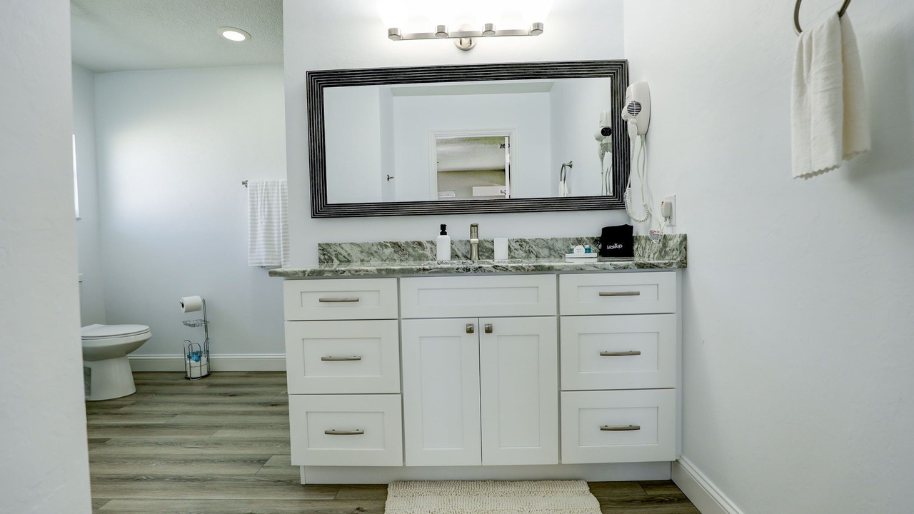 Photo of Bathroom in Iona
