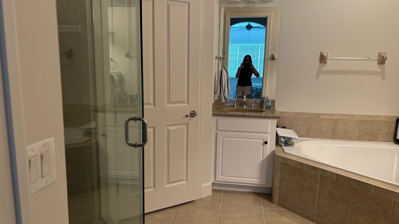 Photo of Bathroom in Naples