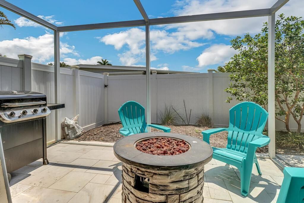 Photo of Patio Balcony in East Naples