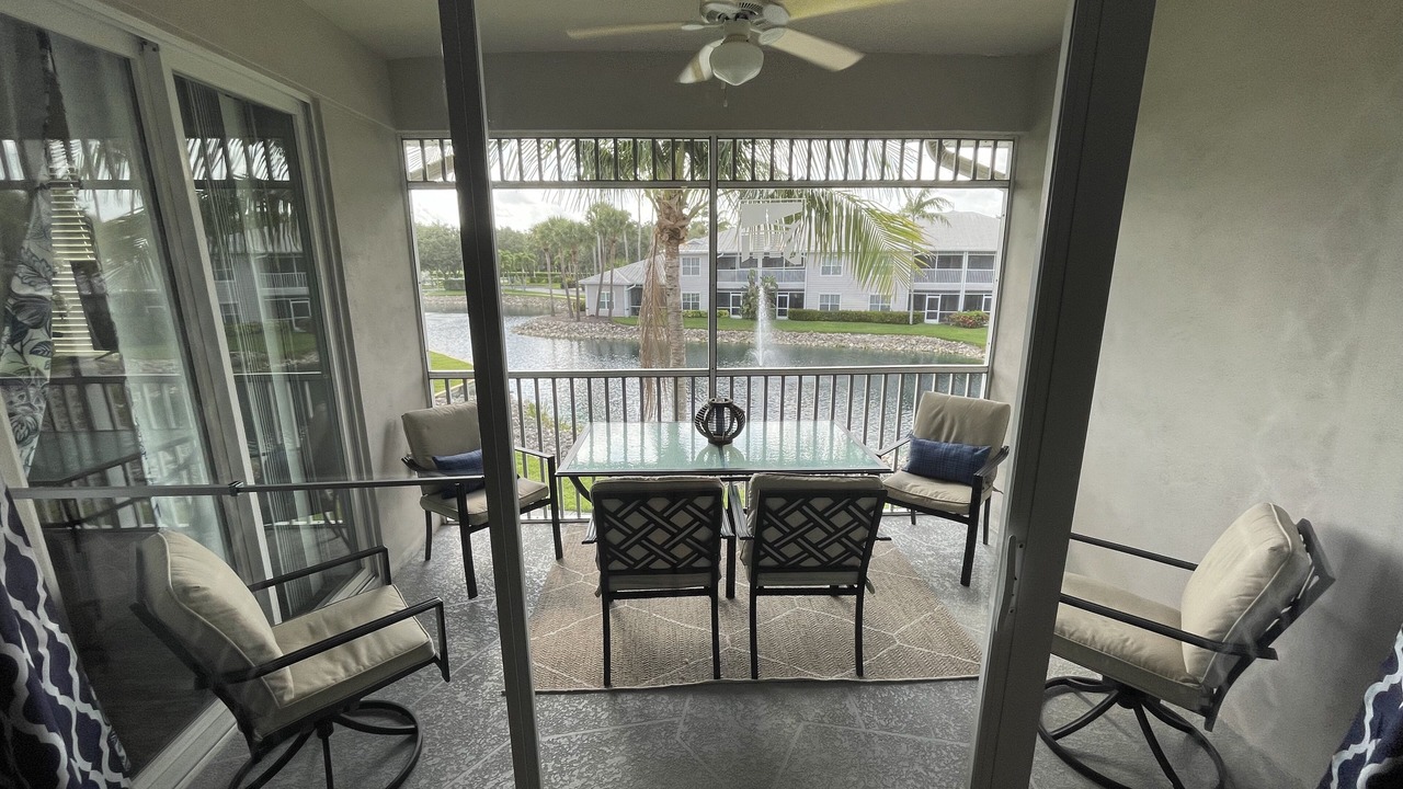 Photo of Patio Balcony in Naples