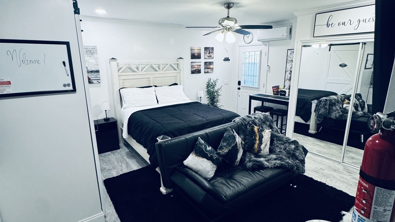 Photo of Bedroom in Lehigh Acres