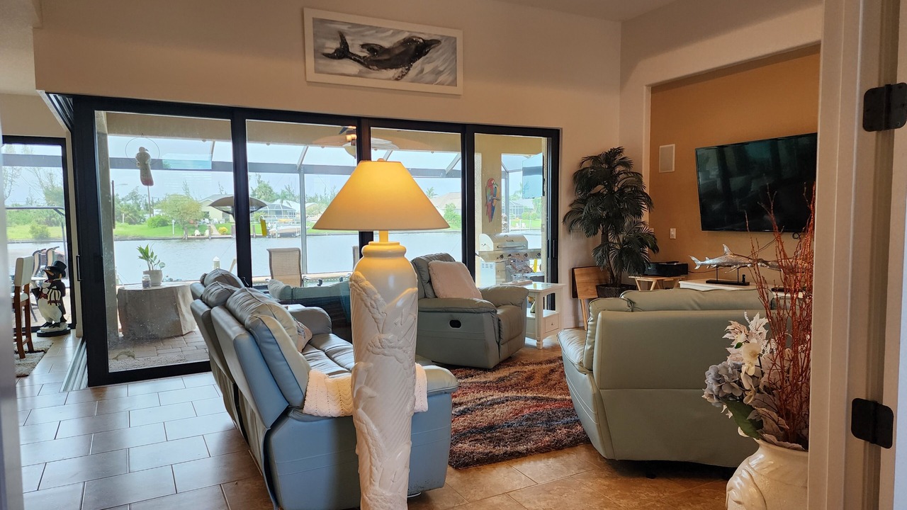 Photo of Livingroom in South Gulf Cove