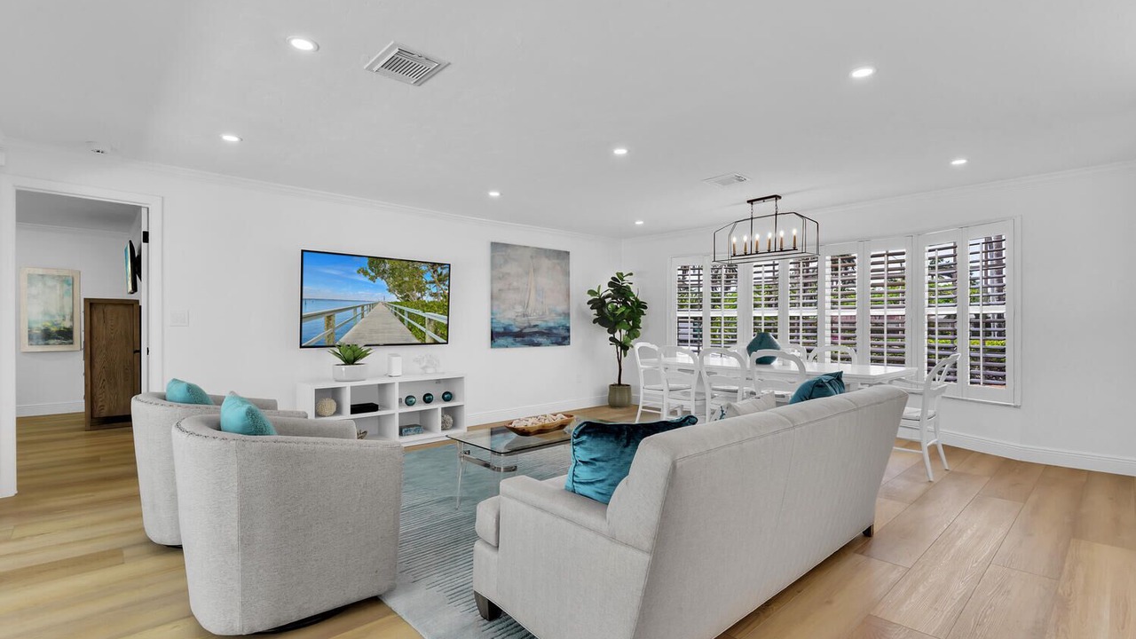 Photo of Livingroom in Park Shore