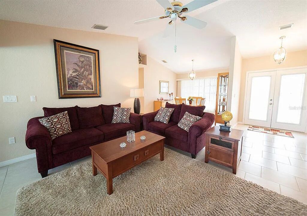 Photo of Livingroom in Broadmoor