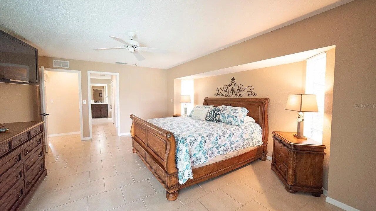 Photo of Bedroom in Broadmoor