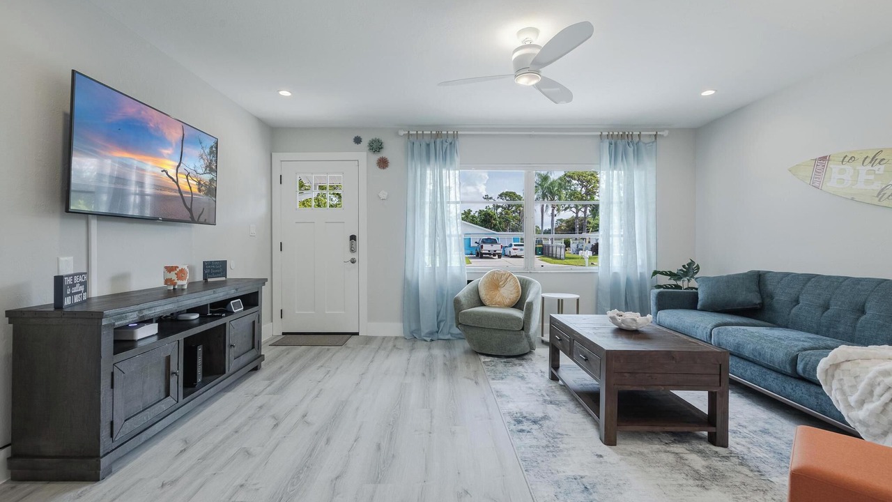 Photo of Livingroom in Naples Park