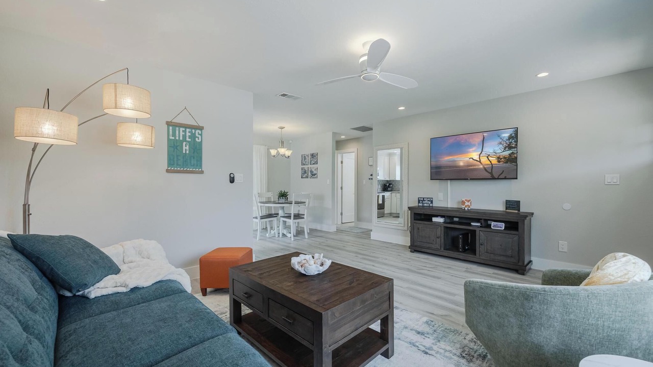 Photo of Livingroom in Naples Park