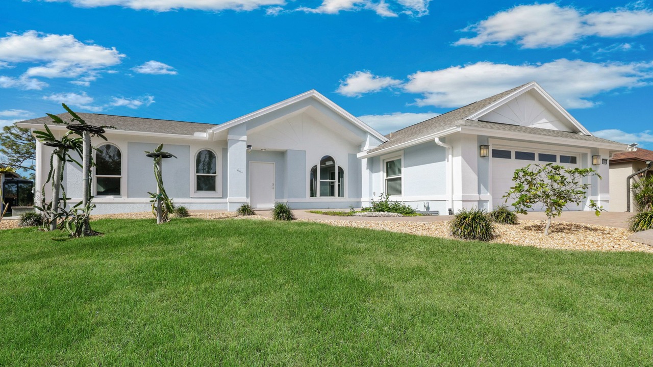 Photo of Outdoor in Estero