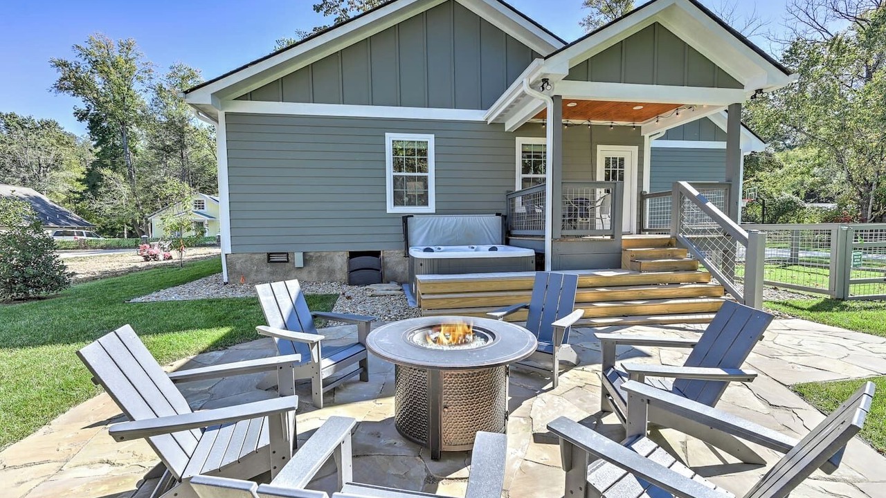 Photo of Patio Balcony in Hendersonville