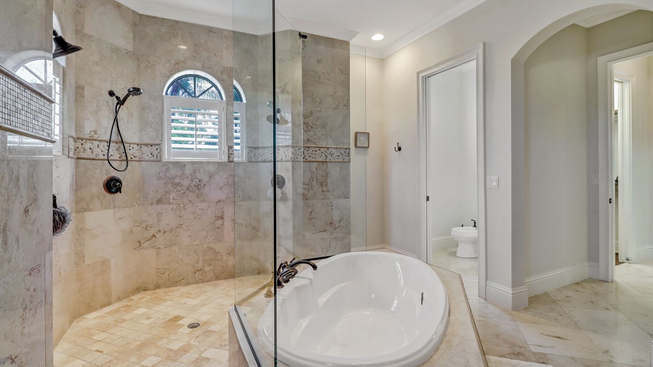 Photo of Bathroom in Central Naples