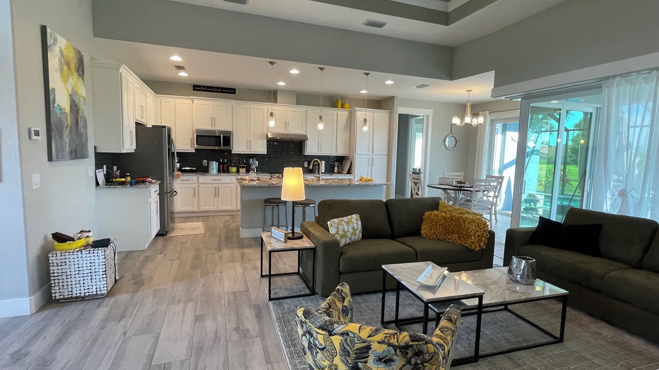 Photo of Livingroom in Broadmoor