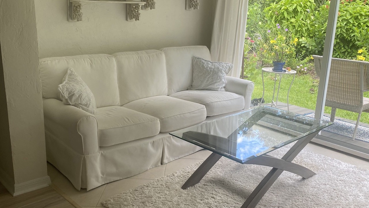 Photo of Livingroom in Central Naples