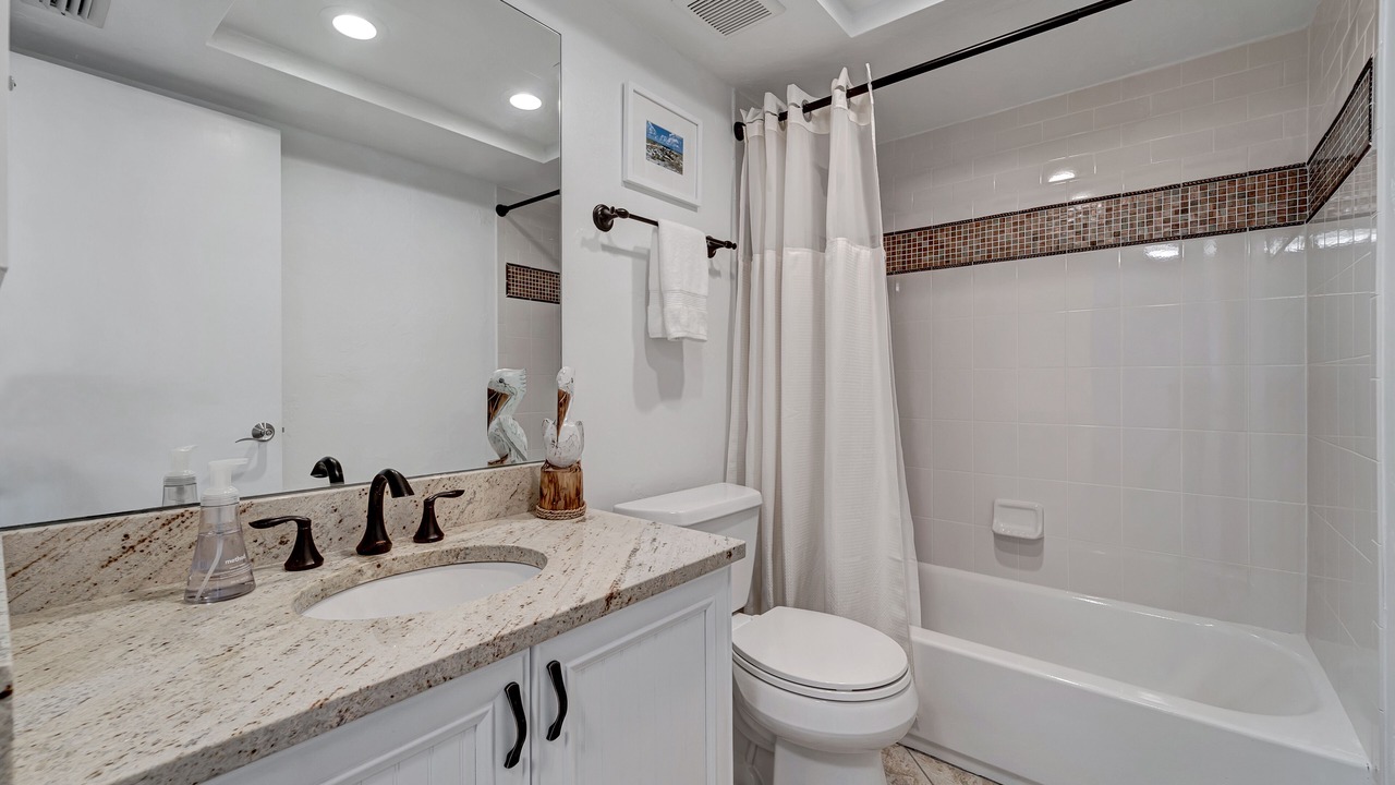 Photo of Bathroom in Palm Island