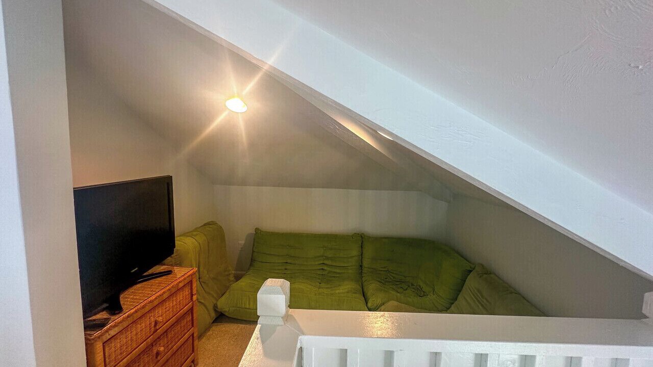 Photo of Livingroom in Palm Island