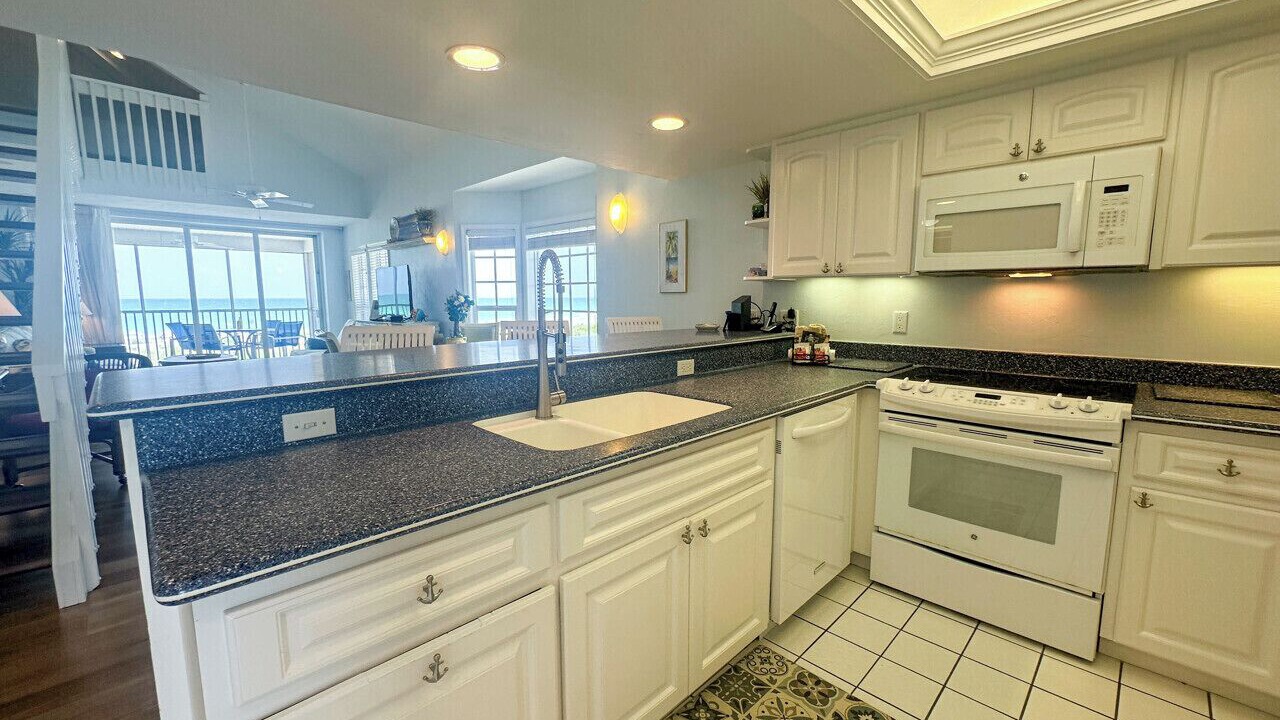 Photo of Kitchen in Palm Island