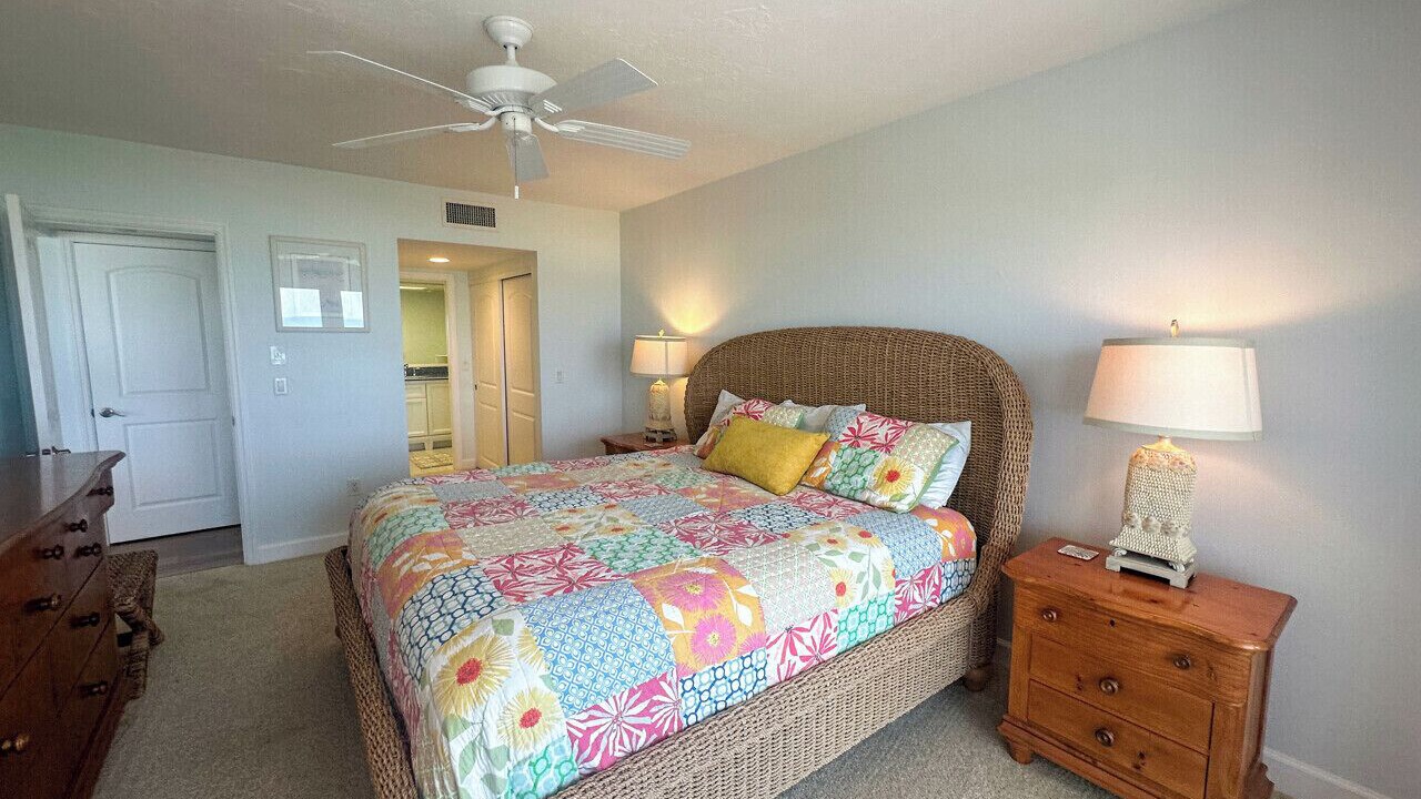 Photo of Bedroom in Palm Island