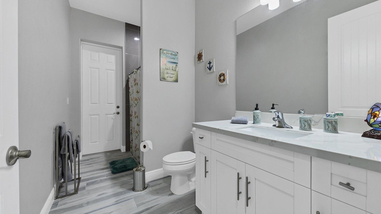 Photo of Bathroom in South Gulf Cove