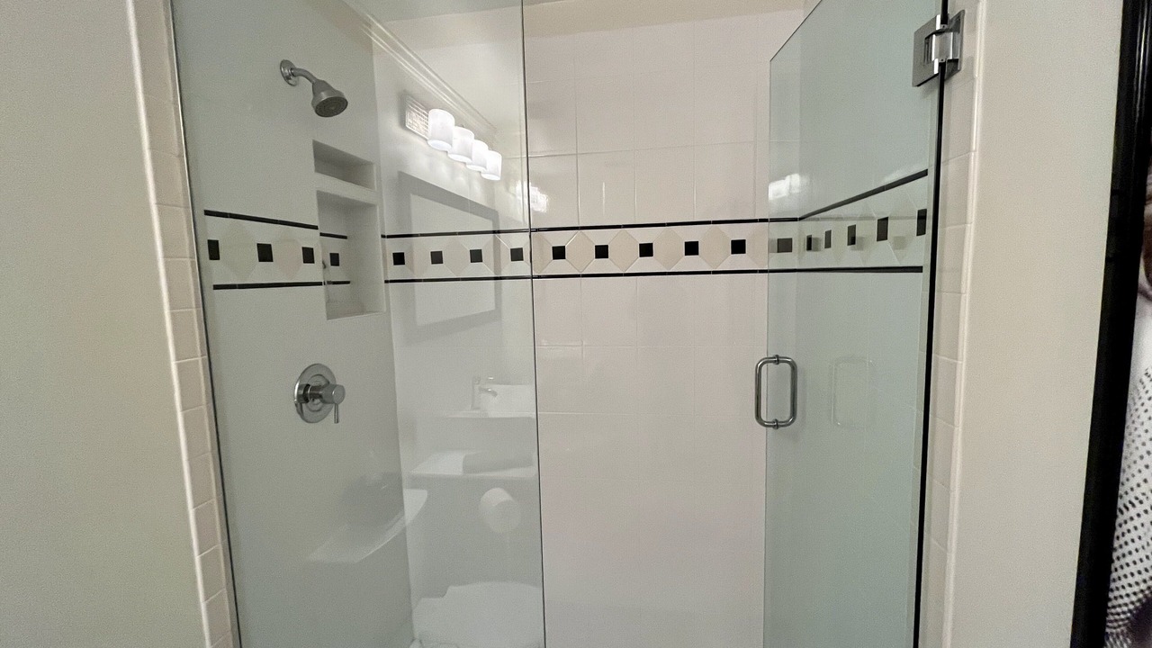 Photo of Bathroom in Royal Harbor
