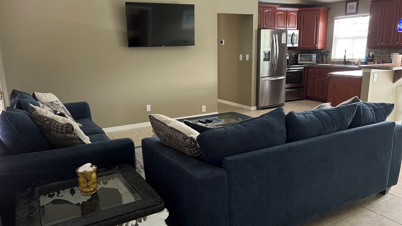 Photo of Livingroom in Diplomat