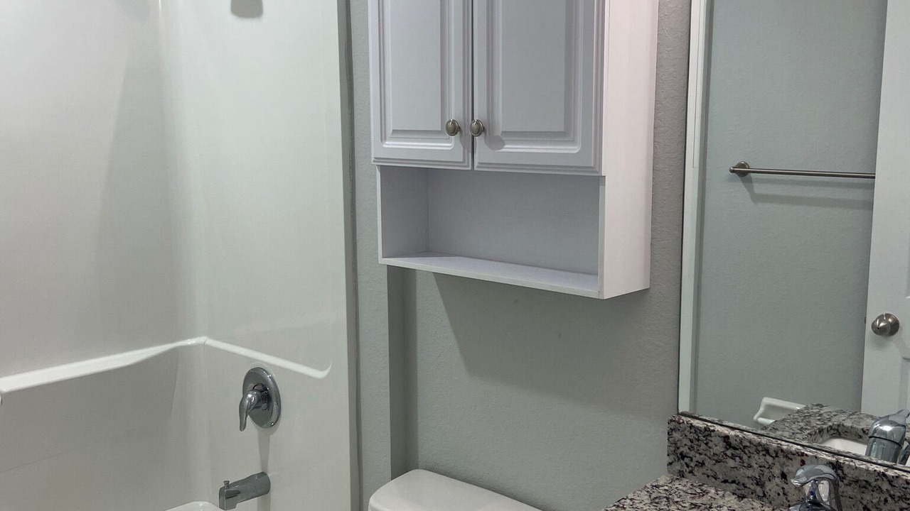 Photo of Bathroom in Mariner