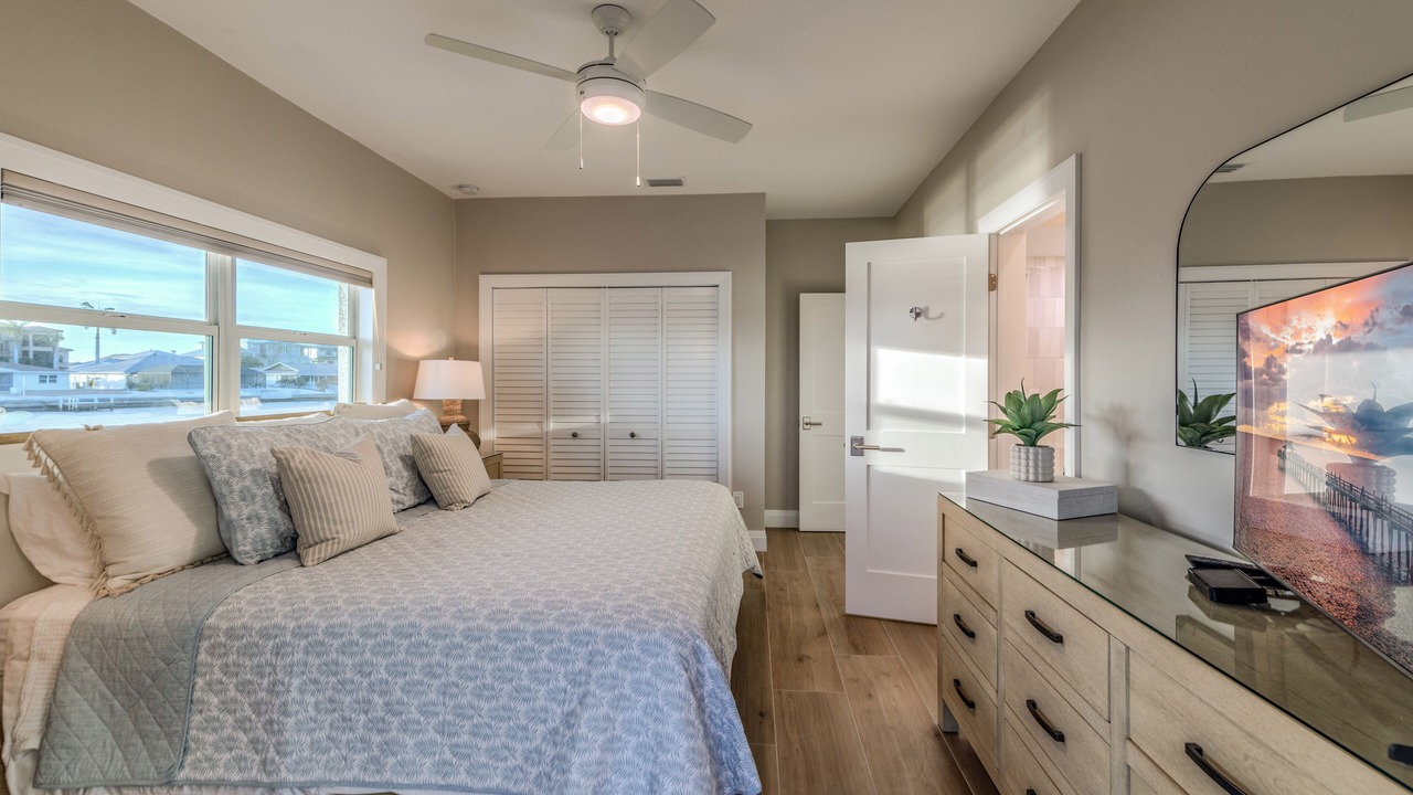 Photo of Bedroom in Bonita Springs
