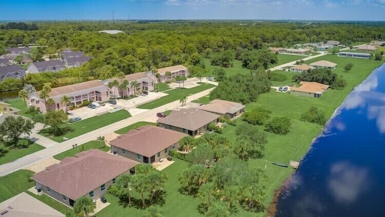 Photo of Outdoor in Al Lago Village
