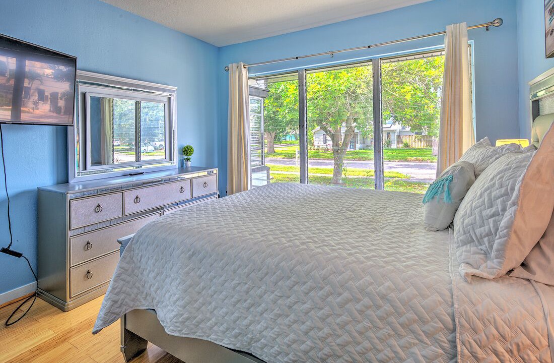 Photo of Bedroom in West Bradenton