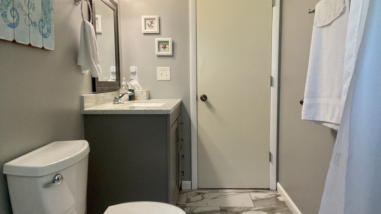 Photo of Bathroom in Englewood South