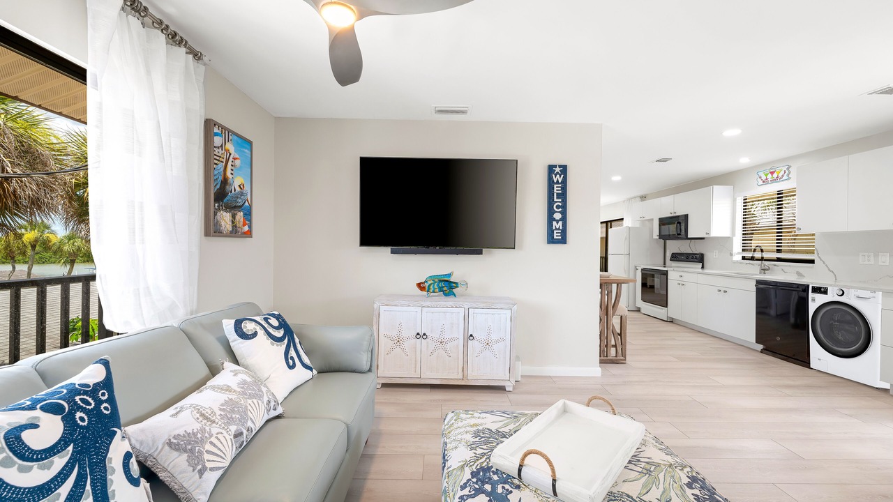 Photo of Livingroom in Englewood