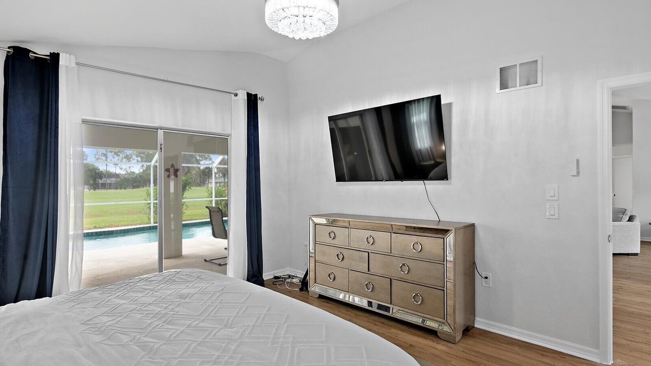 Photo of Bedroom in Long Meadow