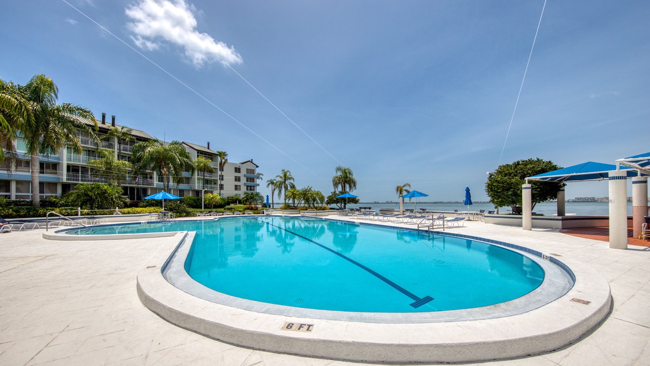 Photo of Outdoor in Bayway Isles