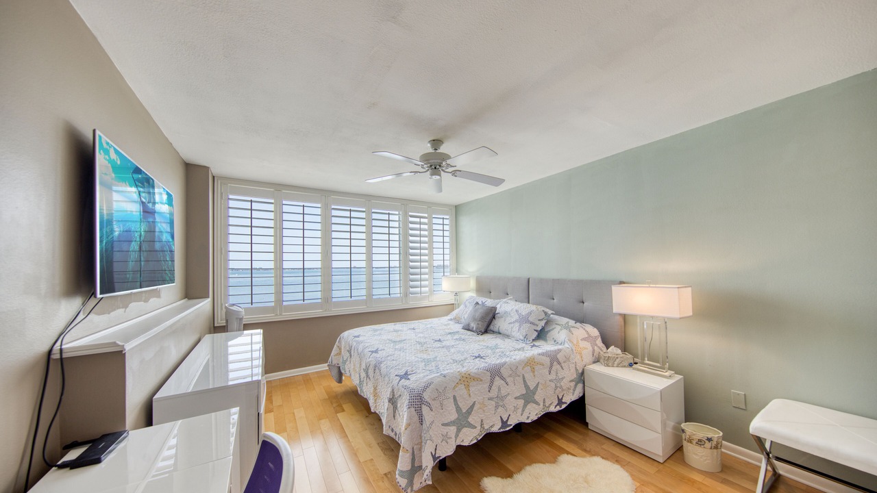 Photo of Bedroom in Bayway Isles