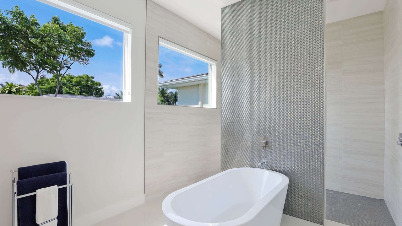 Photo of Bathroom in Yacht Club