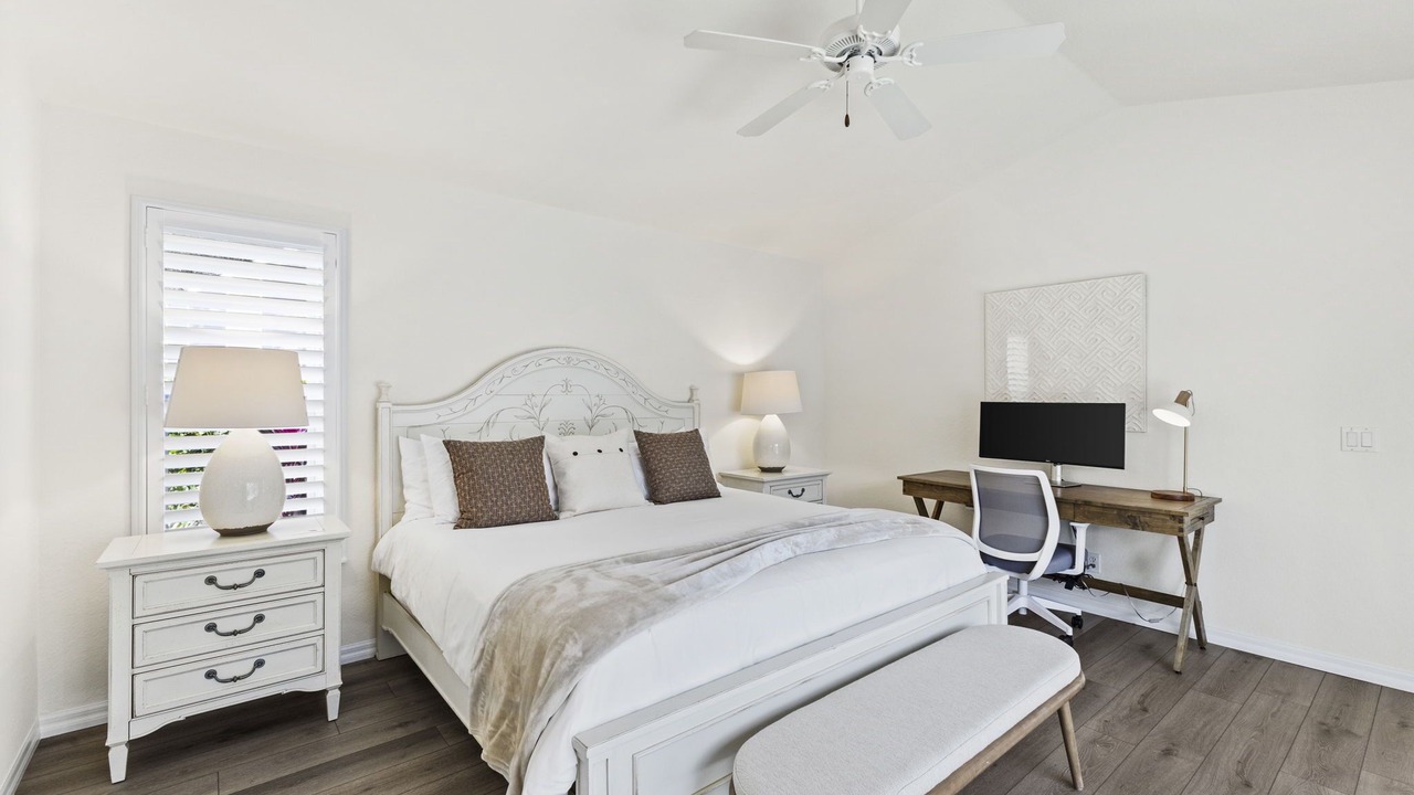 Photo of Bedroom in Central Naples