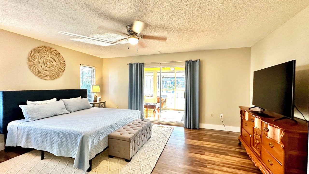 Photo of Bedroom in Englewood